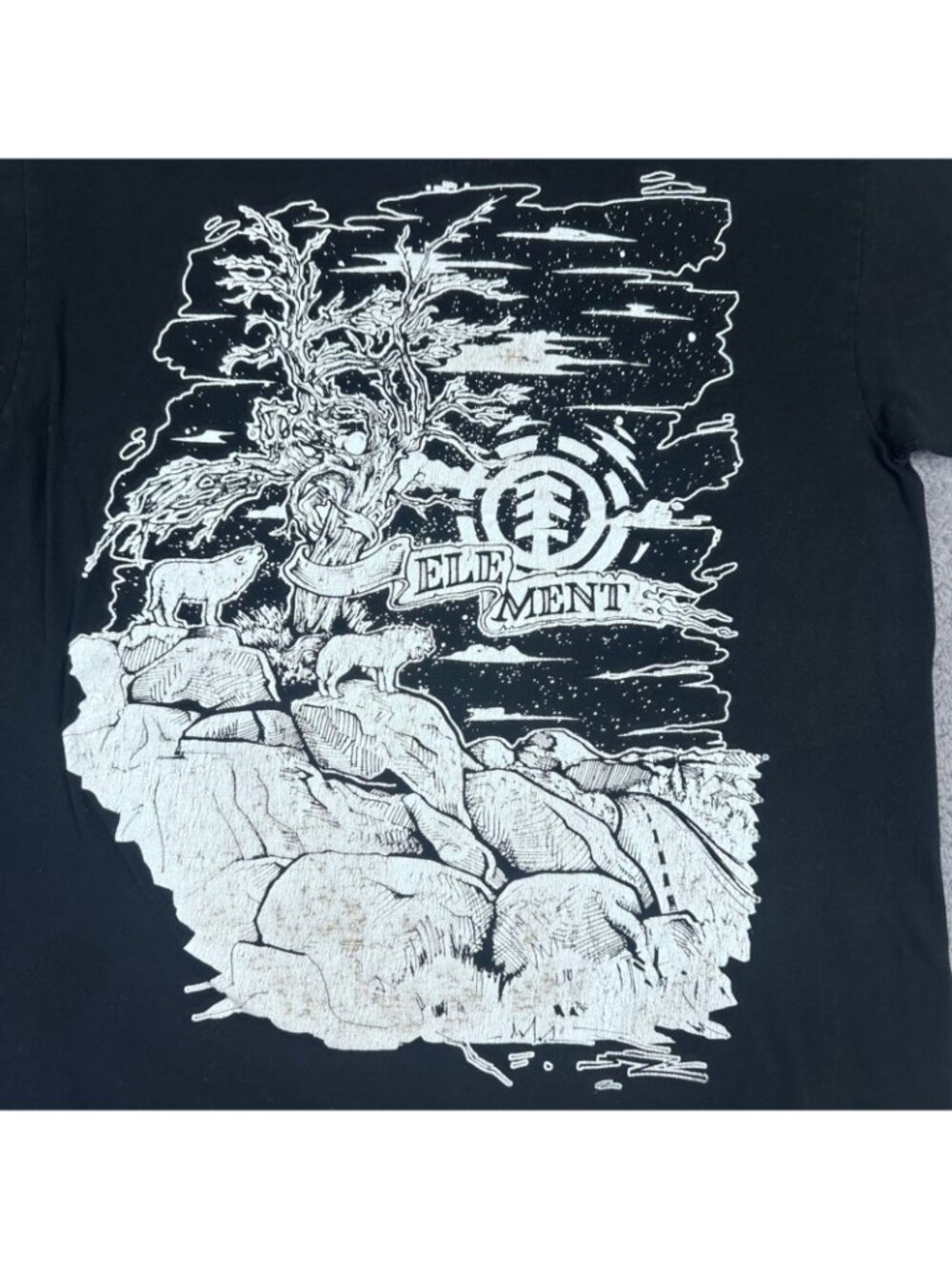 Element T-Shirt Men Large Black Graphic Print Nature Wolf Skateboarding USA Made - Picture 5 of 7